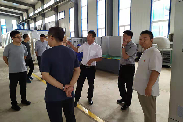 一諾環(huán)境一體化污水處理設(shè)備領(lǐng)導關(guān)懷